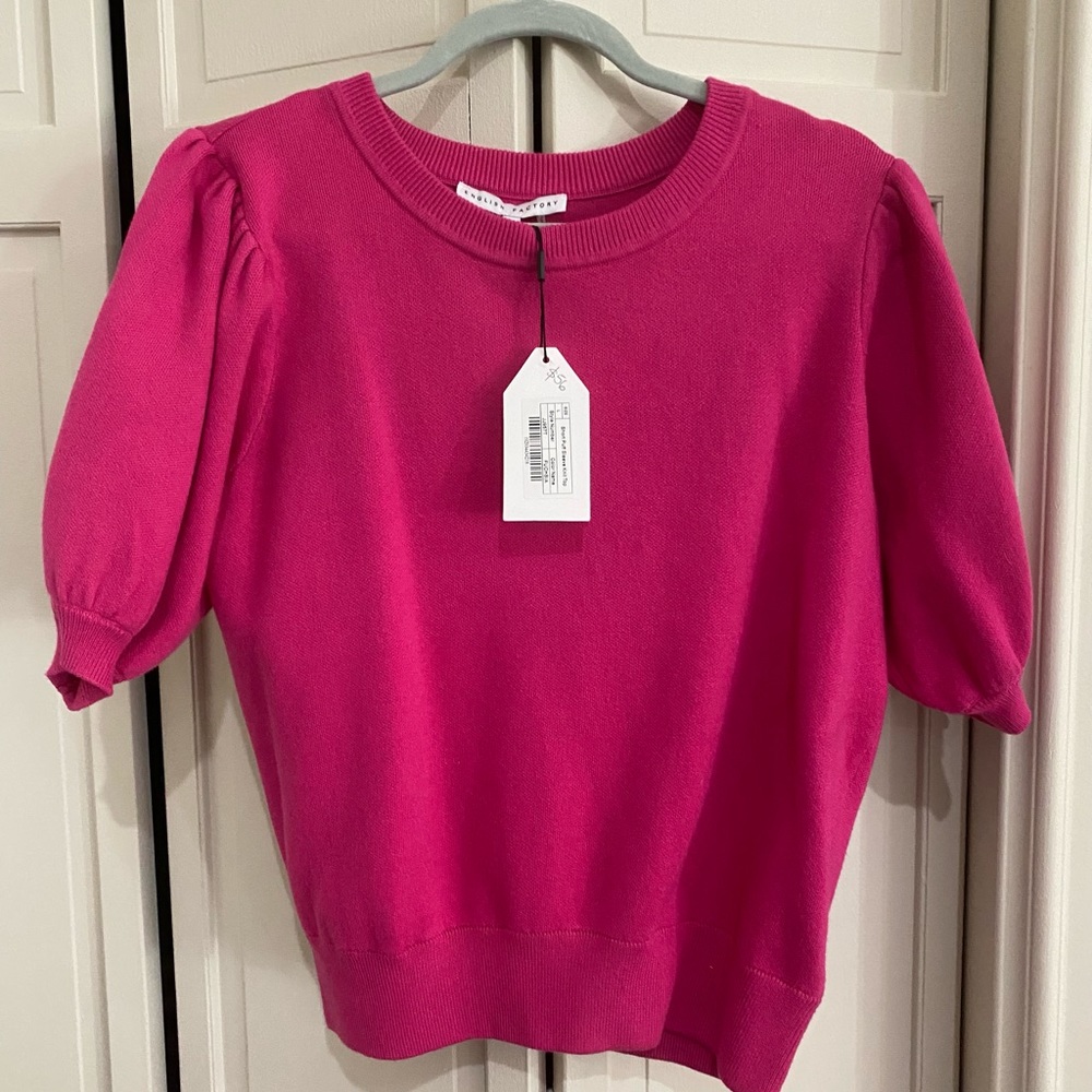 Fuscia puff sleeve knit top; New with tags